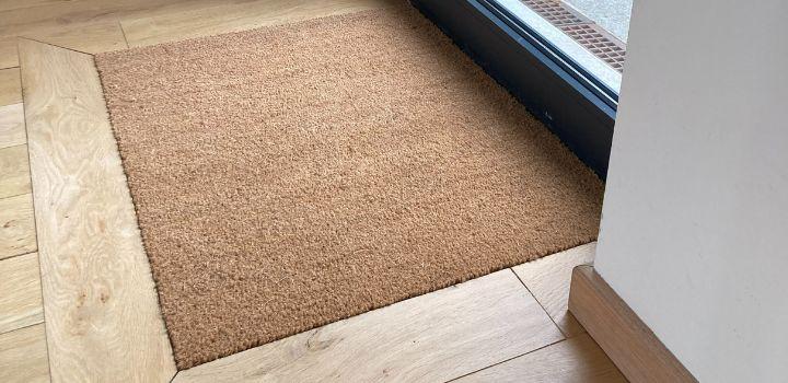 Einfarbige Fußmatten